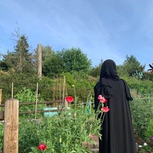 Meet your Posher, Khadija